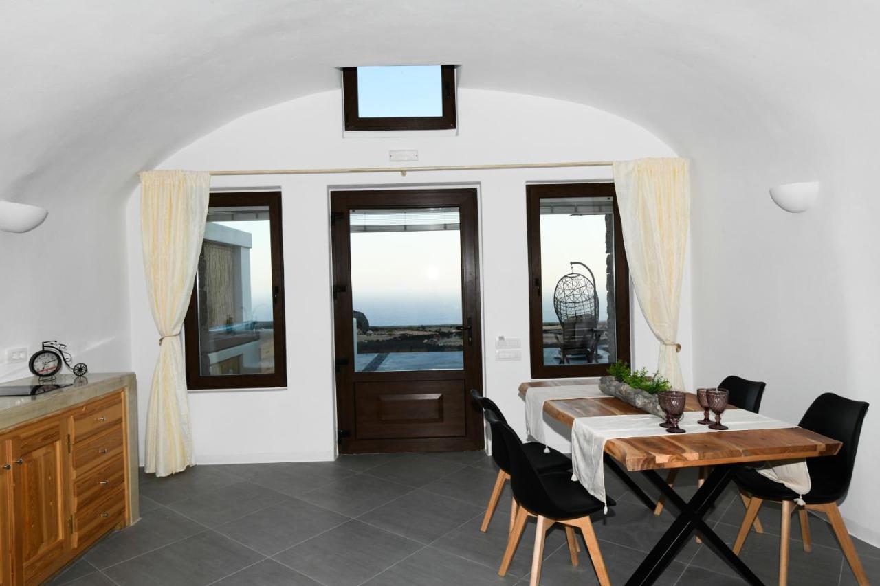 Luxe Efis Home Sea View 4 Villas & 4 Prive Jacuzzi Imerovigli  Exterior photo
